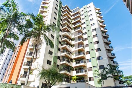 Apartamento à venda com 140m², 3 quartos e 3 vagas Apartamento à venda com 140m², 3 quartos e 3 vagasFachada