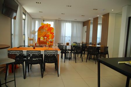 Apartamento à venda com 55m², 2 quartos e 1 vagaÁrea comum - Salão de festas