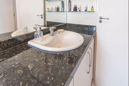 Apartamento à venda com 134m², 3 quartos e 2 vagasBanheiro do Quarto 1