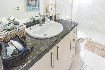 Apartamento à venda com 134m², 3 quartos e 2 vagasBanheiro do Quarto 3