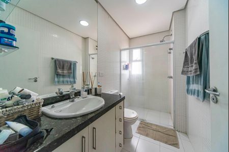 Apartamento à venda com 134m², 3 quartos e 2 vagasBanheiro do Quarto 3