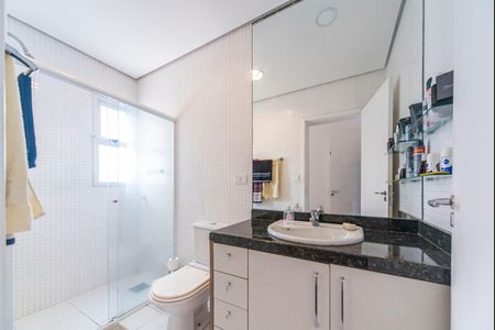 Apartamento à venda com 134m², 3 quartos e 2 vagasBanheiro do Quarto 1