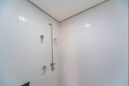 Apartamento à venda com 134m², 3 quartos e 2 vagasBanheiro do Quarto 2