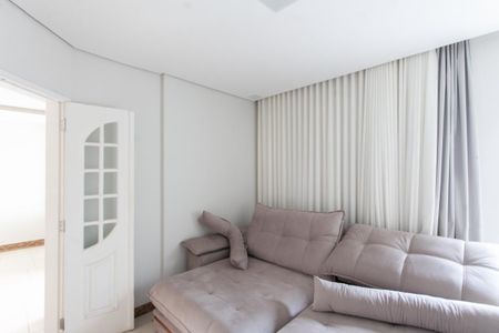 Casa de condomínio para alugar com 310m², 3 quartos e 4 vagas Casa de condomínio para alugar com 310m², 3 quartos e 4 vagasSala 2