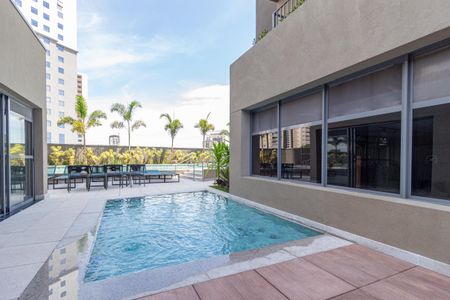 Apartamento para alugar com 64m², 2 quartos e 2 vagas Apartamento para alugar com 64m², 2 quartos e 2 vagasÁrea comum - Piscina
