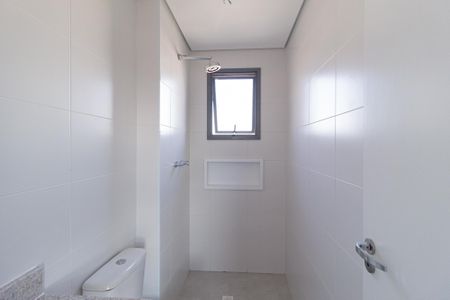 Apartamento para alugar com 64m², 2 quartos e 2 vagas Apartamento para alugar com 64m², 2 quartos e 2 vagasBanheiro da Suíte 2