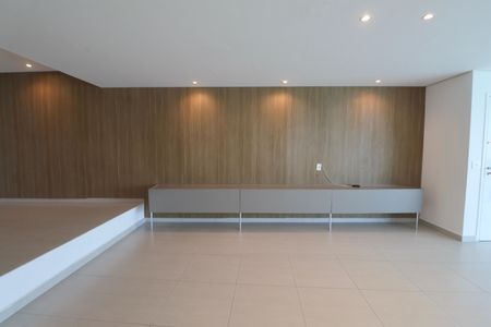 Sala de apartamento para alugar com 4 quartos, 190m² em Morro do Maluf, Guarujá