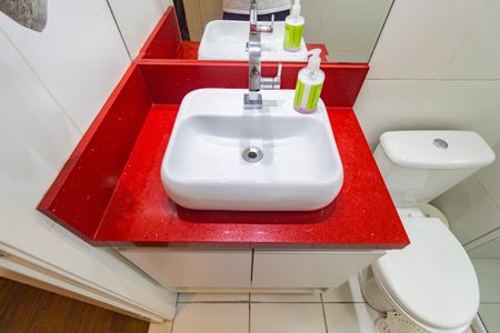 Apartamento à venda com 52m², 2 quartos e 1 vaga Apartamento à venda com 52m², 2 quartos e 1 vagaBanheiro