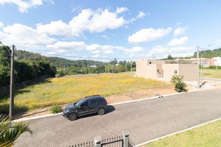 Casa de condomínio à venda com 148m², 3 quartos e 3 vagasVista do Quarto 2