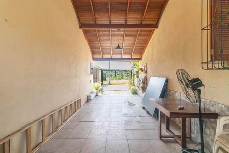 Casa de condomínio à venda com 148m², 3 quartos e 3 vagasGaragem