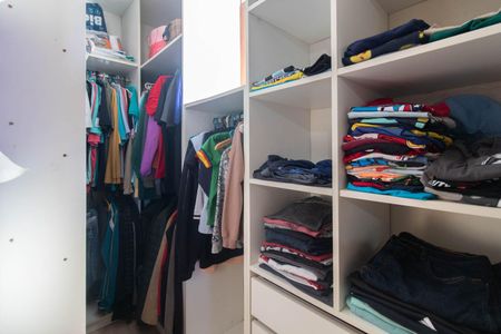 Casa de condomínio à venda com 148m², 3 quartos e 3 vagasQuarto 2