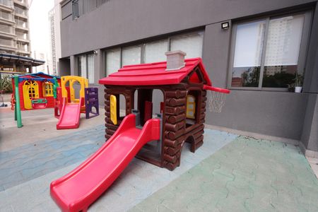 Apartamento à venda com 65m², 2 quartos e 1 vagaÁrea comum - Playground