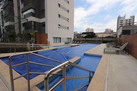 Apartamento à venda com 65m², 2 quartos e 1 vagaÁrea comum - Piscina