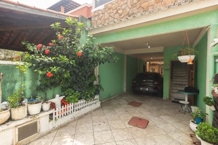 Casa para alugar com 115m², 4 quartos e 3 vagasQuintal