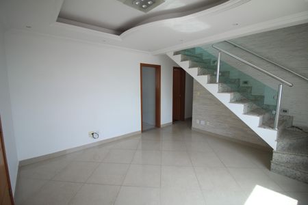 Sala de apartamento para alugar com 3 quartos, 156m² em Diamante, Belo Horizonte