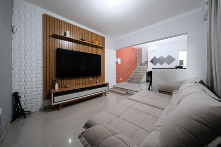 Sala de casa para alugar com 2 quartos, 168m² em Jardim Danfer, São Paulo