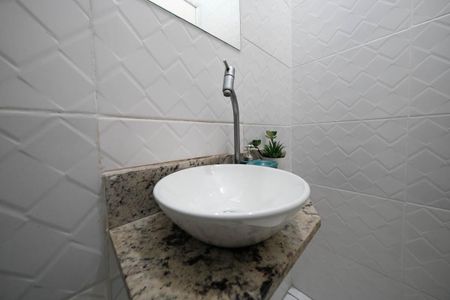 Casa para alugar com 168m², 2 quartos e 1 vagaLavabo