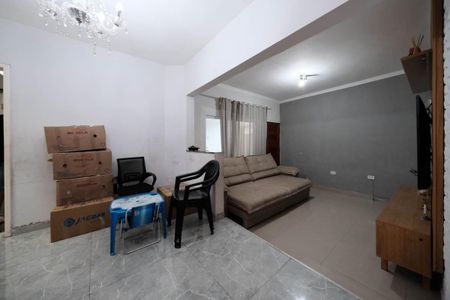 Sala de casa para alugar com 2 quartos, 168m² em Jardim Danfer, São Paulo