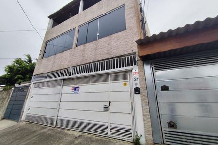 Casa para alugar com 168m², 2 quartos e 1 vaga Casa para alugar com 168m², 2 quartos e 1 vagaFachada