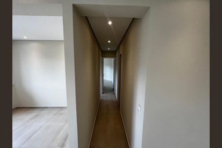 Apartamento à venda com 70m², 2 quartos e 2 vagasCorredor