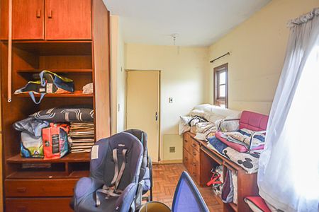 Casa à venda com 180m², 3 quartos e 2 vagas Casa à venda com 180m², 3 quartos e 2 vagasSuíte