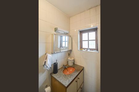 Casa à venda com 180m², 3 quartos e 2 vagas Casa à venda com 180m², 3 quartos e 2 vagasBanheiro da Suíte