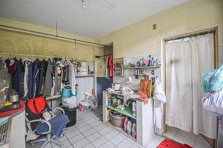 Casa à venda com 180m², 3 quartos e 2 vagas Casa à venda com 180m², 3 quartos e 2 vagasÁrea de Serviço