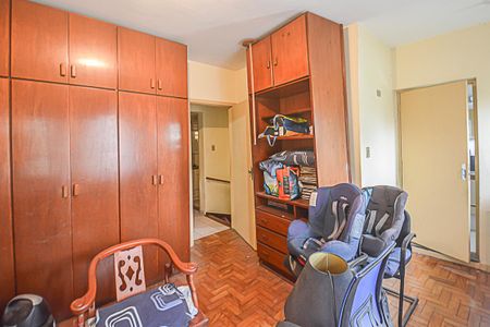 Casa à venda com 180m², 3 quartos e 2 vagas Casa à venda com 180m², 3 quartos e 2 vagasSuíte