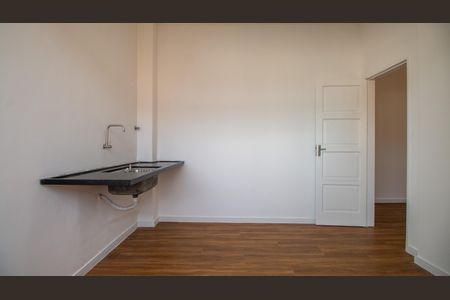 Apartamento à venda com 110m², 3 quartos e 2 vagas Apartamento à venda com 110m², 3 quartos e 2 vagasCozinha