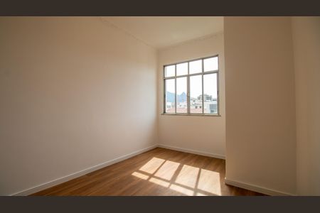 Apartamento à venda com 110m², 3 quartos e 2 vagas Apartamento à venda com 110m², 3 quartos e 2 vagasQuarto 3