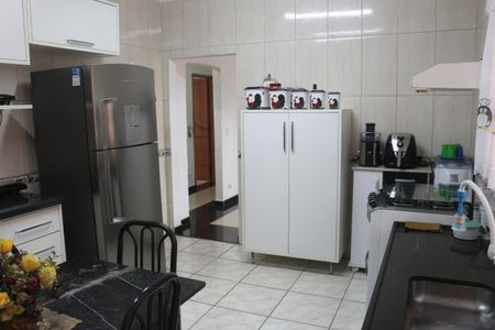 Apartamento à venda com 157m², 4 quartos e 2 vagasCozinha