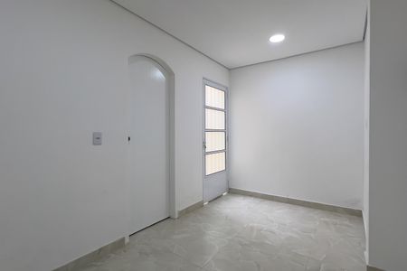 Sala de casa para alugar com 1 quarto, 43m² em Jardim Flor da Montanha, Guarulhos