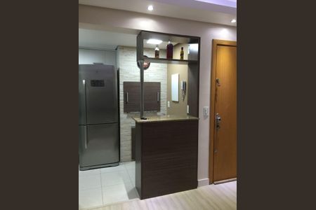 Cozinha de apartamento para alugar com 3 quartos, 86m² em Passo d’Areia, Porto Alegre