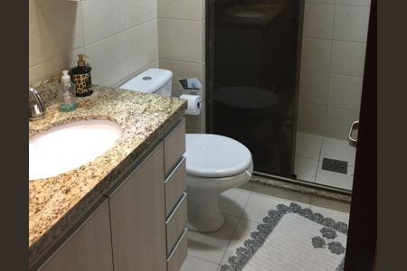 Apartamento à venda com 86m², 3 quartos e 2 vagas Apartamento à venda com 86m², 3 quartos e 2 vagasBanheiro 1