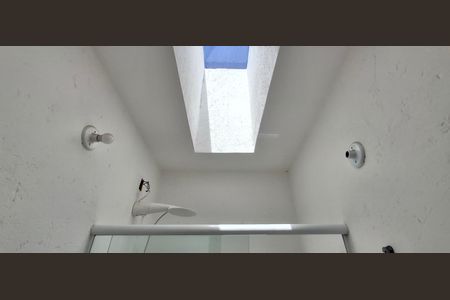 Casa para alugar com 119m², 3 quartos e 2 vagasBanheiro Social