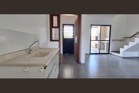 Casa para alugar com 119m², 3 quartos e 2 vagasCozinha