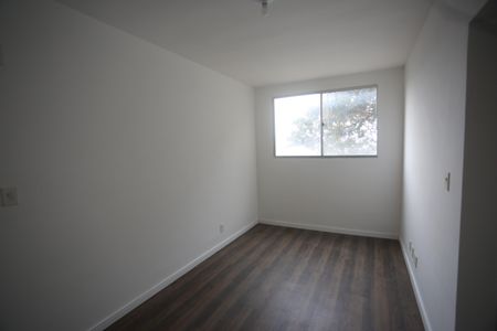 Sala de apartamento para alugar com 2 quartos, 48m² em Vila Magnesita, Belo Horizonte