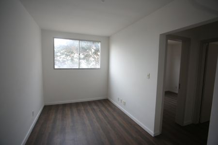 Sala de apartamento para alugar com 2 quartos, 48m² em Vila Magnesita, Belo Horizonte