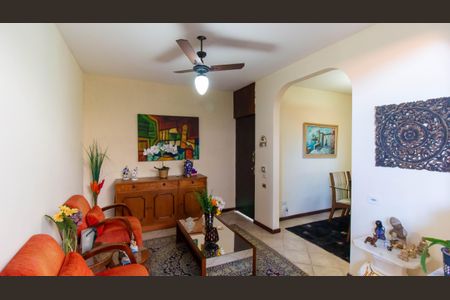Casa à venda com 4 quartos, 360m² em Itaipu, Niterói