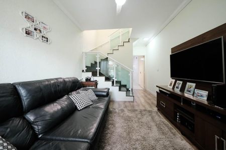 Casa à venda com 84m², 3 quartos e 2 vagasSala