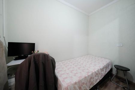 Casa à venda com 84m², 3 quartos e 2 vagasQuarto 2