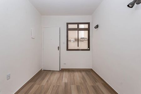 Sala de apartamento para alugar com 2 quartos, 67m² em Aclimação, São Paulo