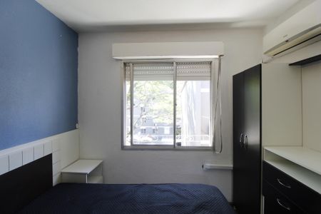 Quarto 1 de apartamento para alugar com 1 quarto, 42m² em Agronomia, Porto Alegre
