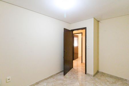 Quarto 2 de casa para alugar com 3 quartos, 80m² em São José, Canoas