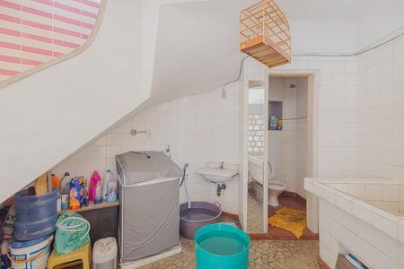 Casa à venda com 418m², 4 quartos e 8 vagasÁrea de Serviço