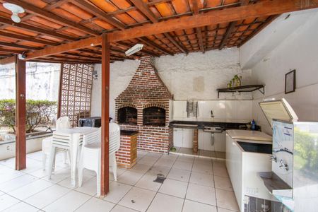 Apartamento à venda com 65m², 2 quartos e 1 vagaÁrea comum