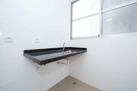 Apartamento à venda com 65m², 2 quartos e 1 vagaÁrea de Serviço