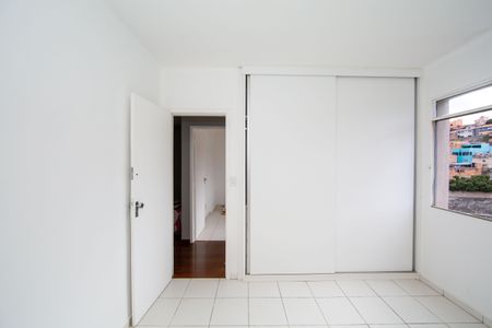 Apartamento à venda com 65m², 2 quartos e 1 vagaQuarto