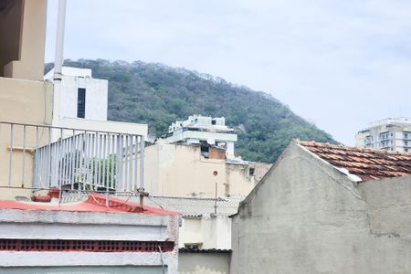 Apartamento à venda com 100m², 2 quartos e sem vagaVista