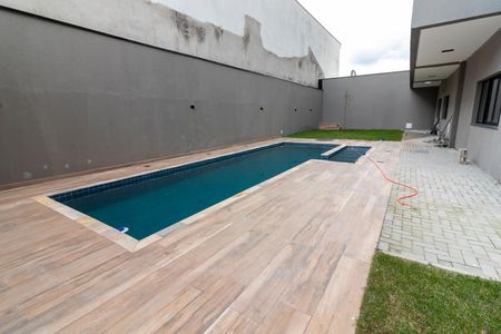 Apartamento à venda com 30m², 1 quarto e sem vagaÁrea comum - Piscina